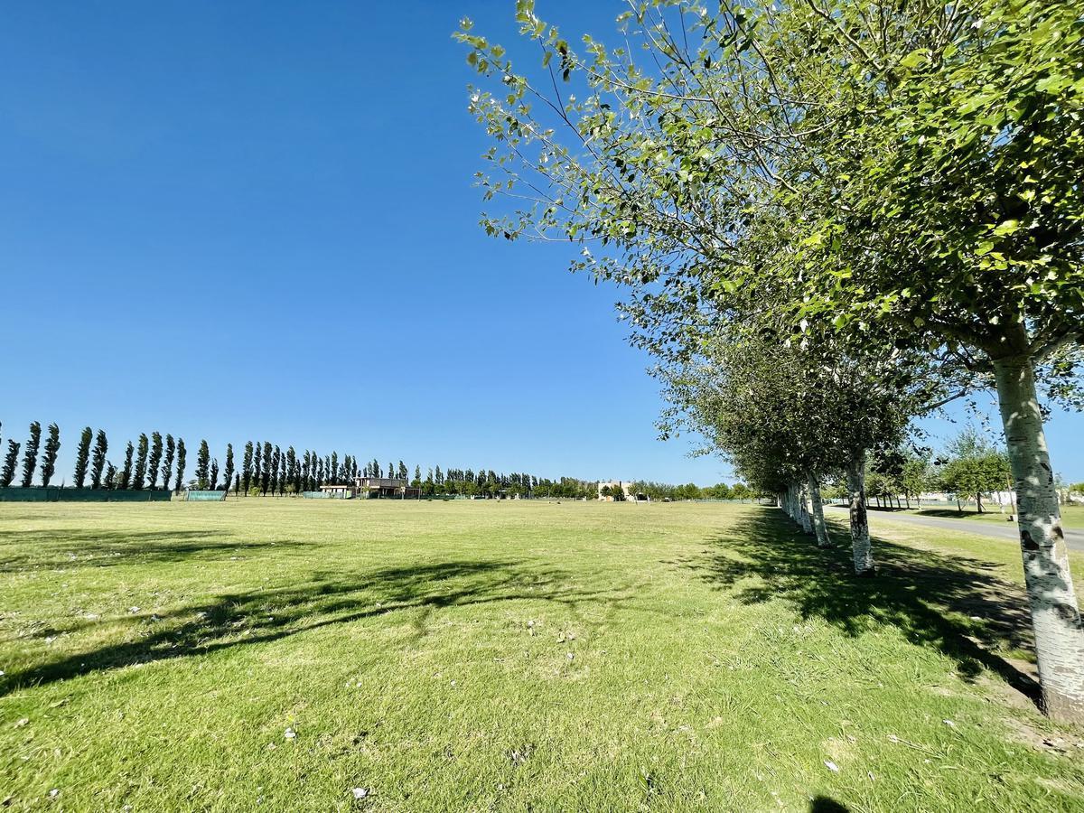 Foto de Venta Terreno Haras de Funes Club de Campo, imagen 5