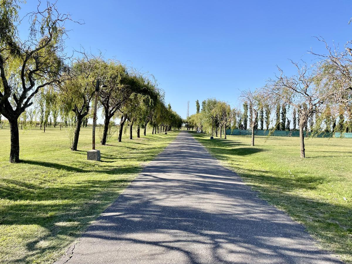 Foto de Venta Terreno Haras de Funes Club de Campo, imagen 2