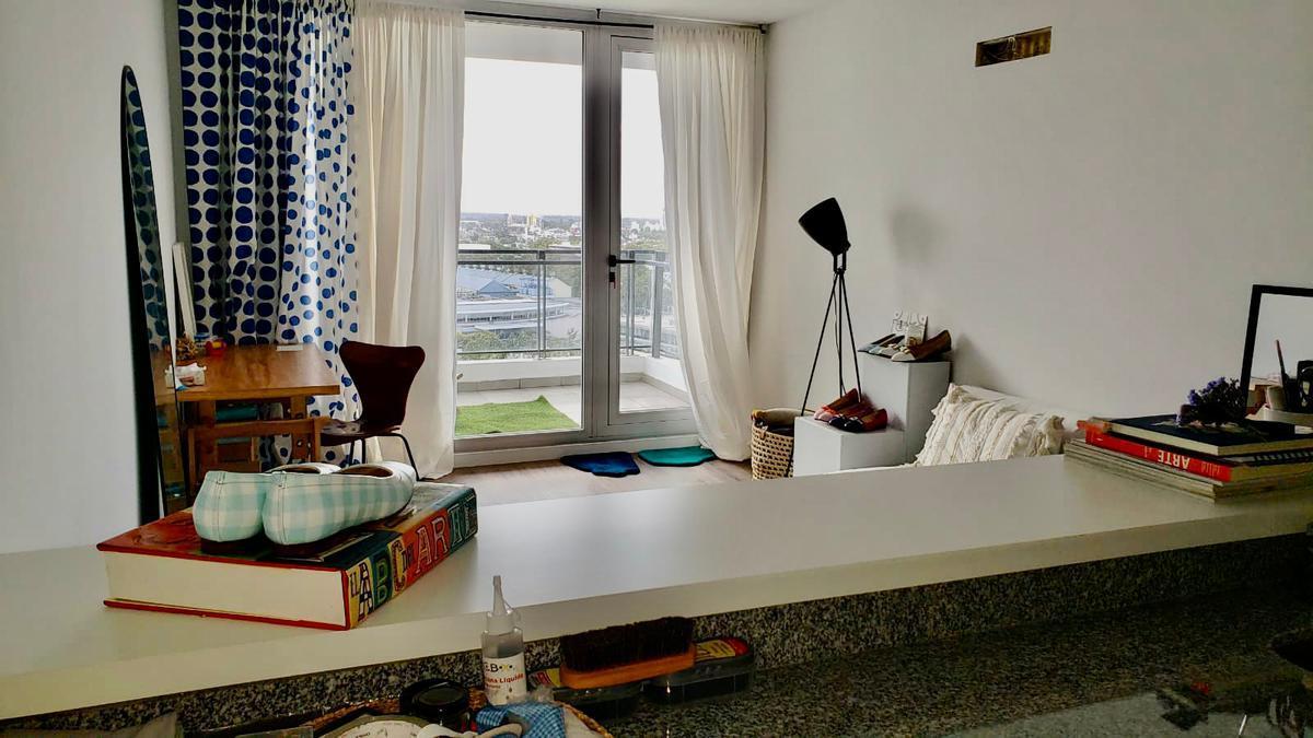 Foto de Venta Permuta Departamento Un Dormitorio Torre Arealis, imagen 3