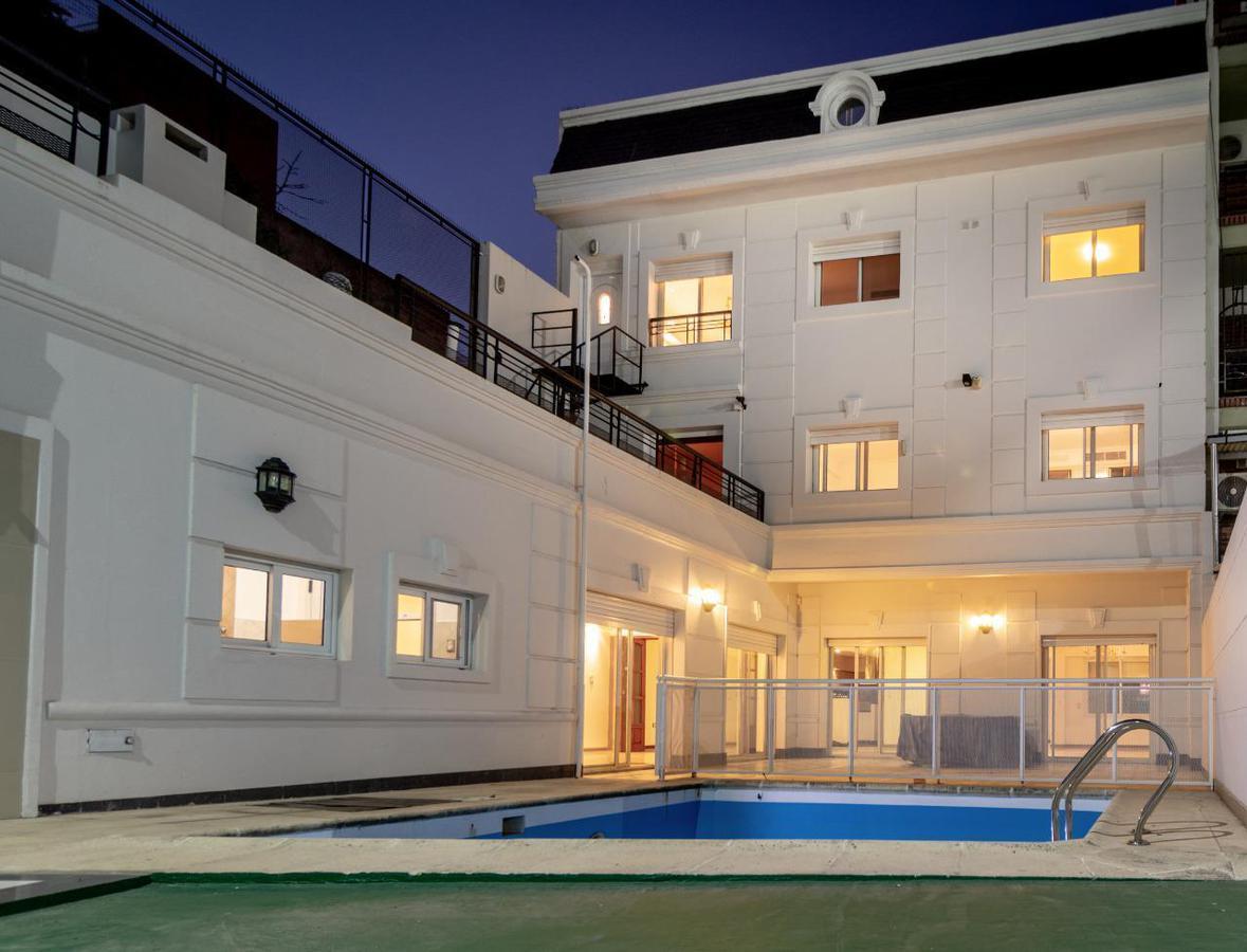 Venta Casa Seis Dorm. Barrio Lourdes 4