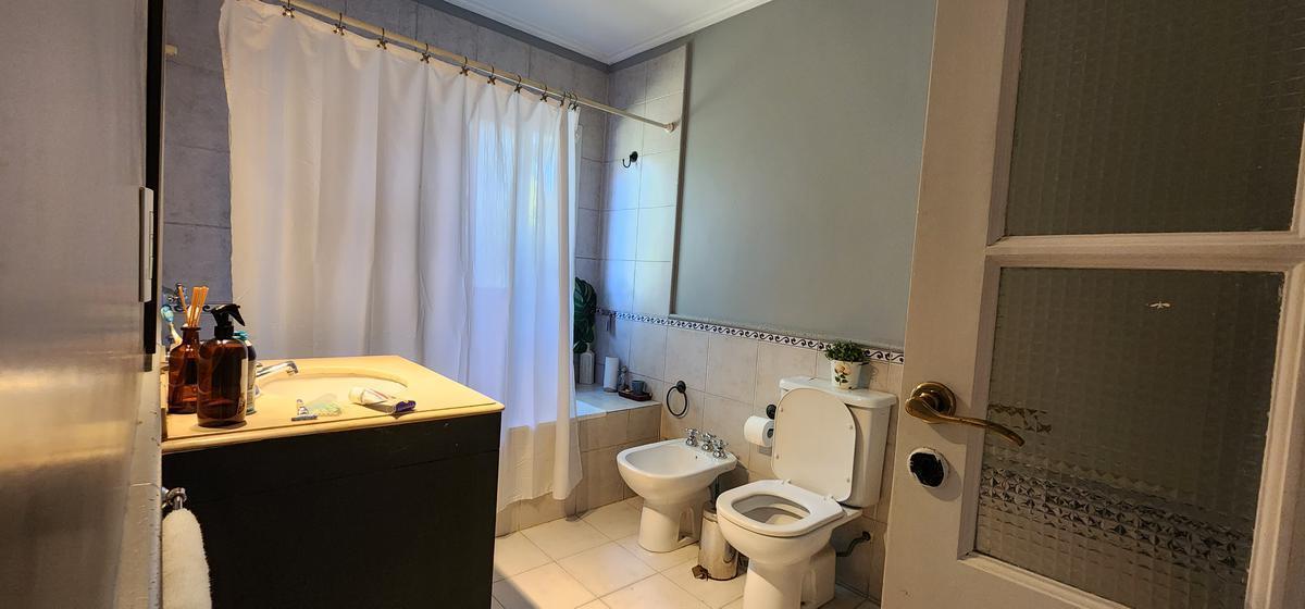 Venta Casa de 5 Dorm. en Aldea Fisherton 1