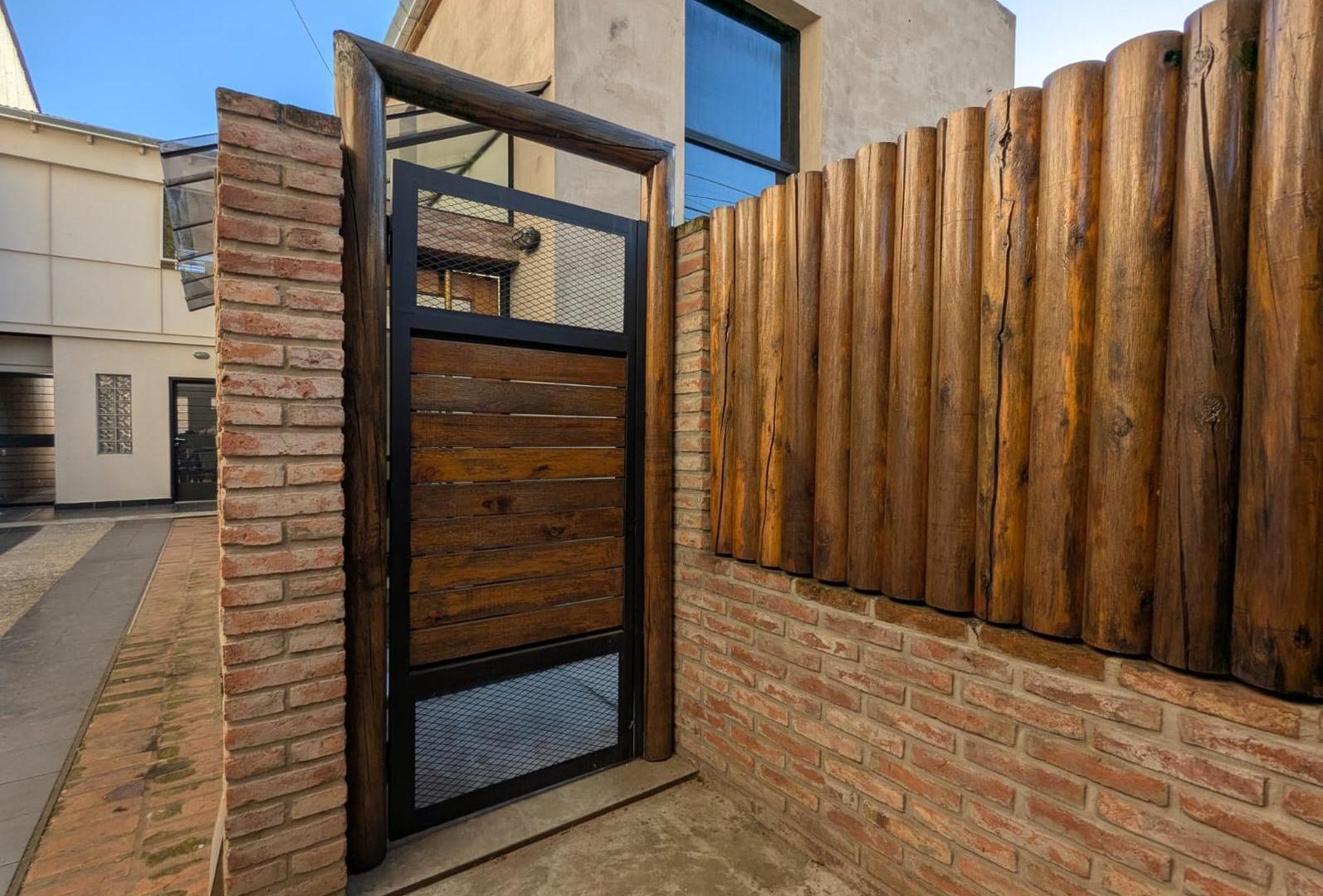 VENTA PH de 1 dormitorio con cochera - Virasoro 200