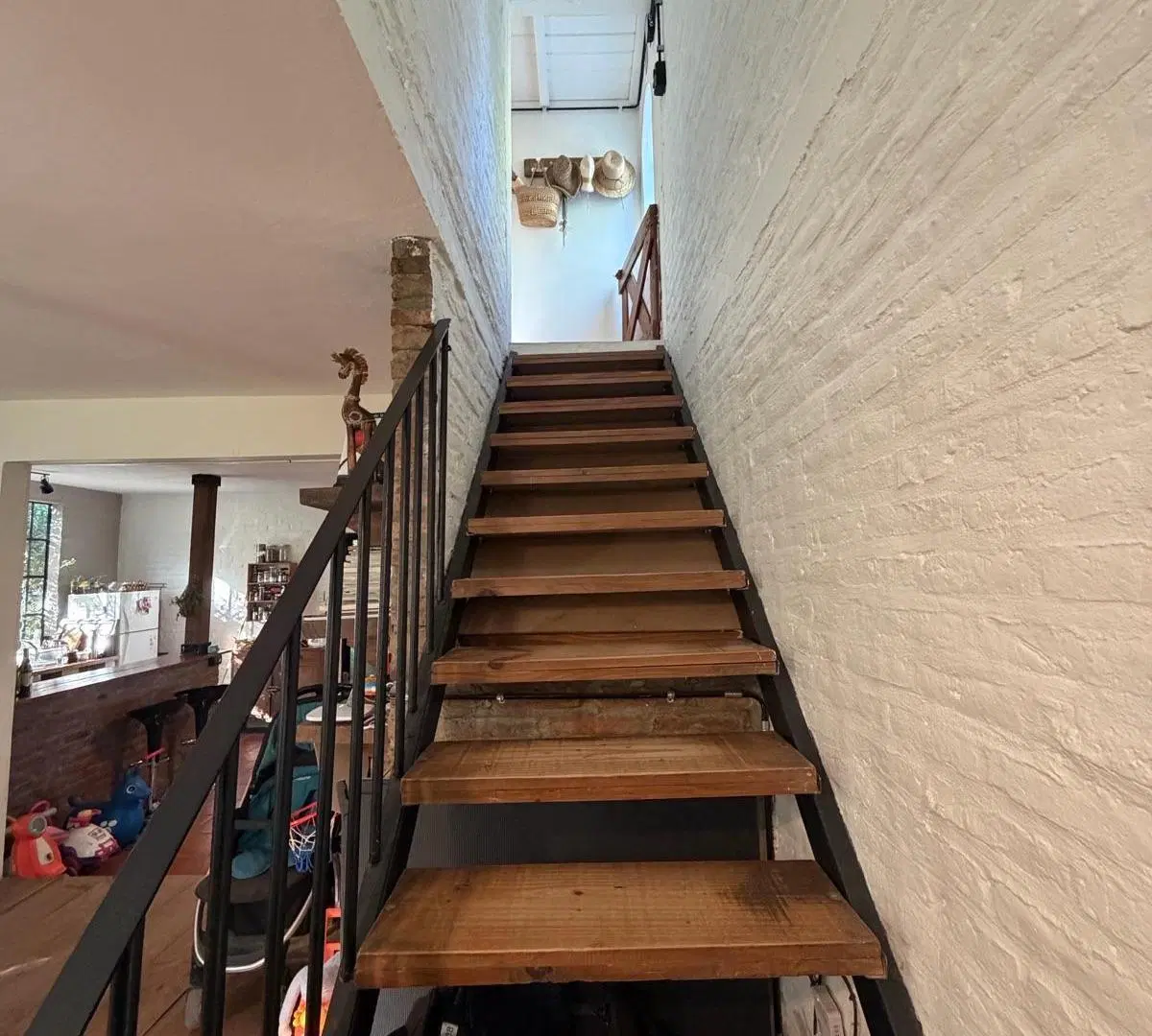 Venta Casa Tres Dormitorios en Country Club Logaritmo 4