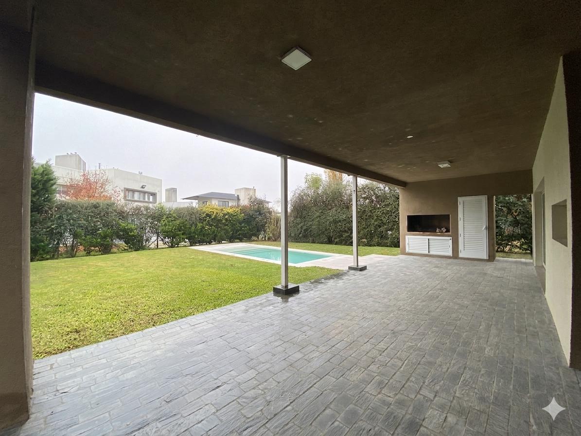 Foto de Alquiler Casa de 3 Dormitorios en San Sebastian, imagen 4