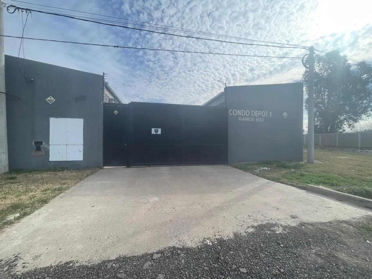 Galpón en Venta de 180m2 en Tierra Nueva, Fisherton 1