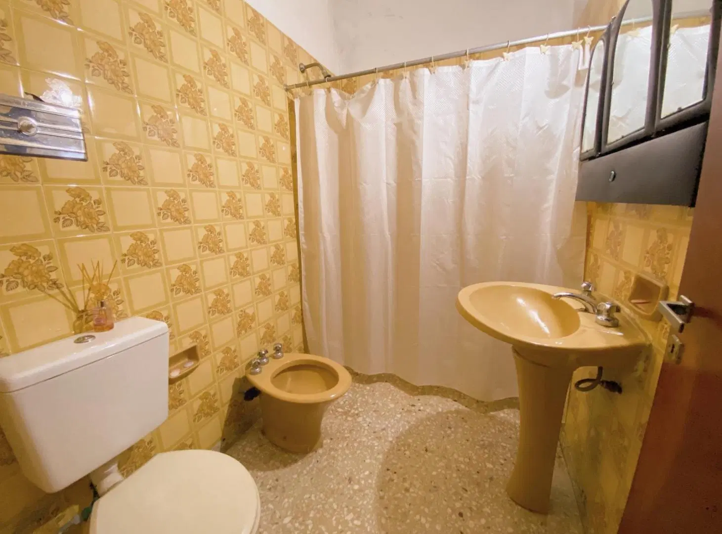 Venta Casa de Dos Dormitorios en Barrio Belgrano 5