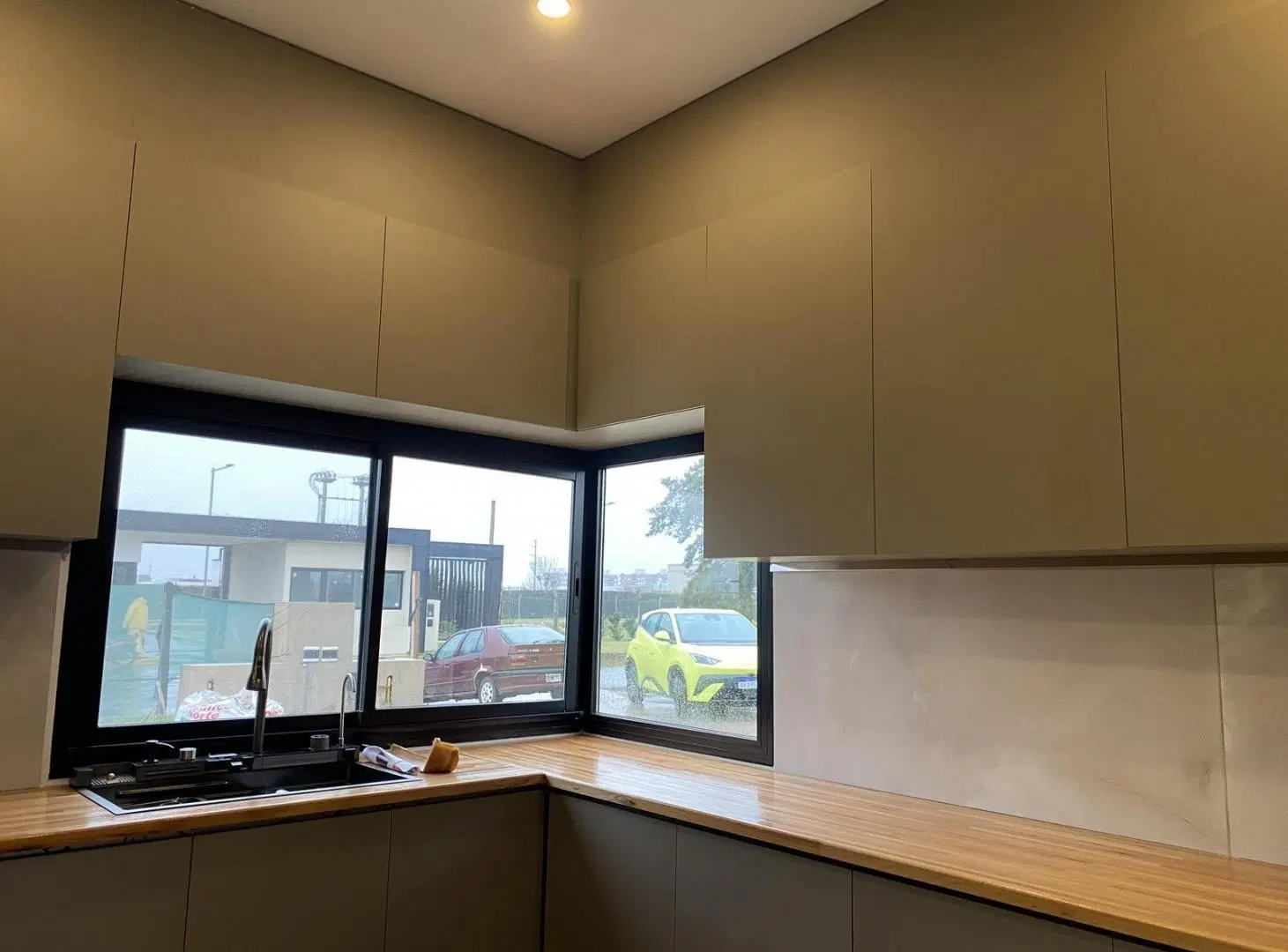 Venta Casa de 3 Dormitorios en Los Pasos Del Jockey 4 5