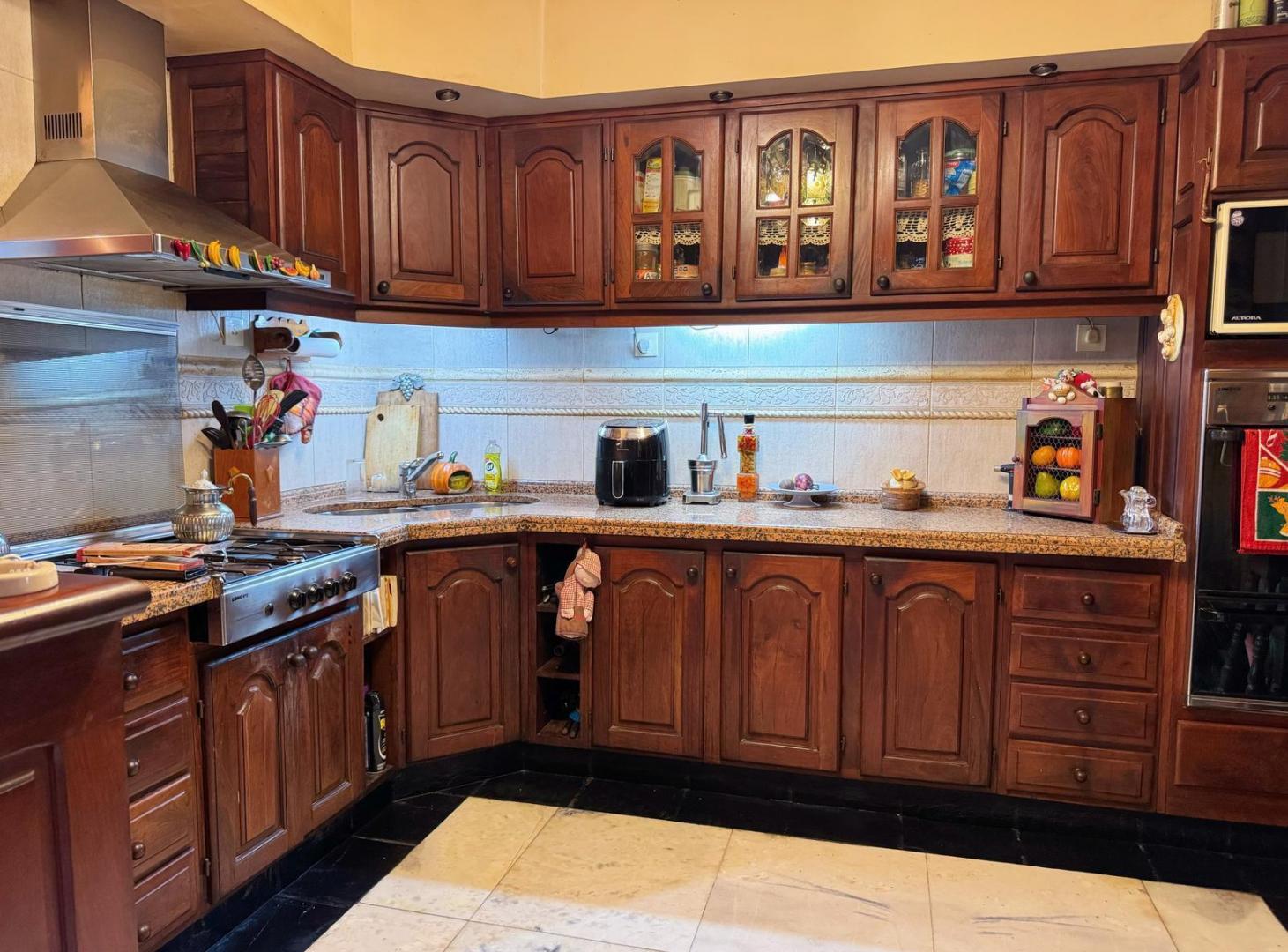 Foto de VENTA CASA DE 3 DORMITORIOS CON COCHERA EN BARRIO REFINERIAS, imagen 5