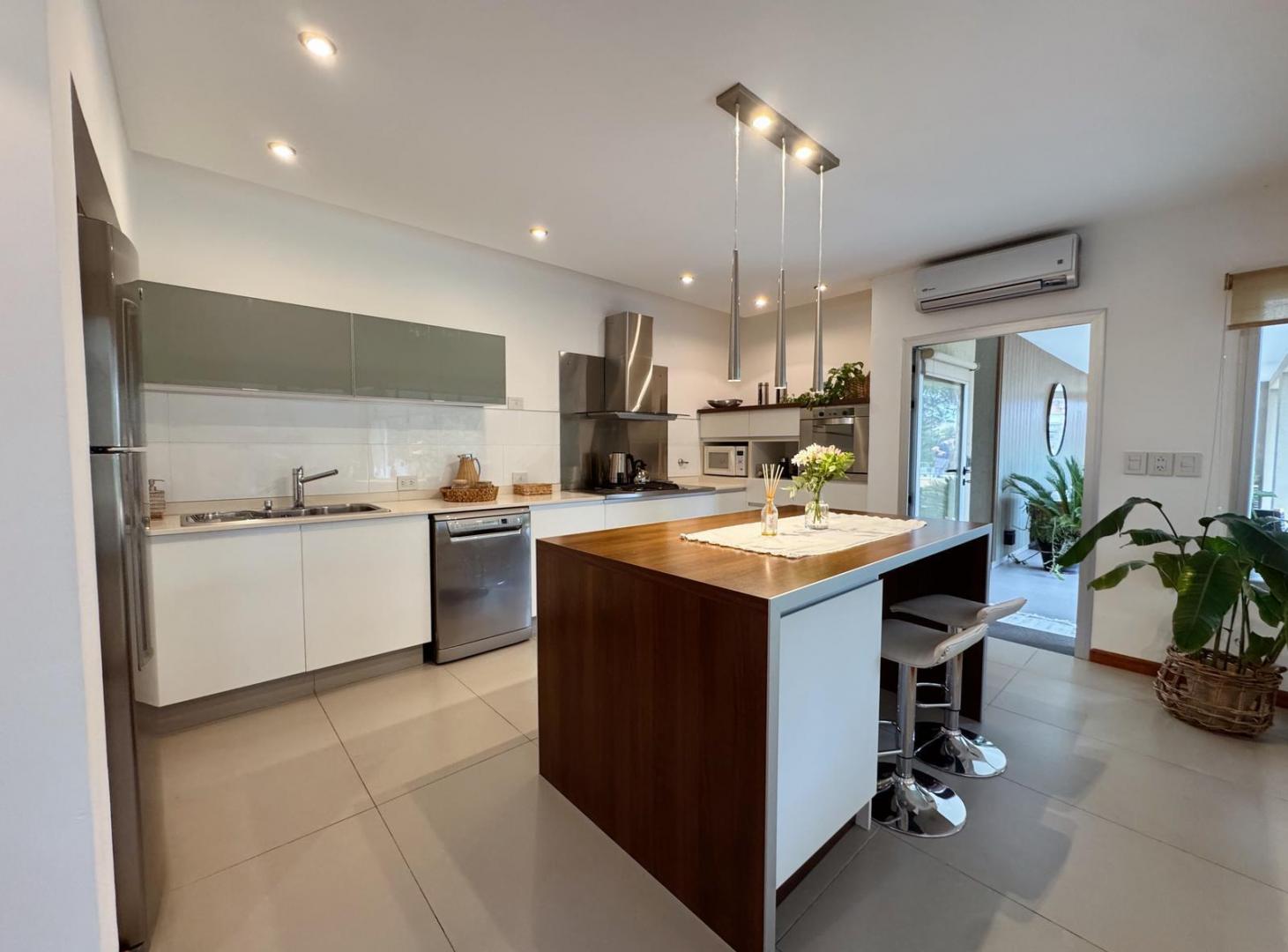 Foto de Venta Casa Country Rosario Golf Fisherton Rosario, imagen 5