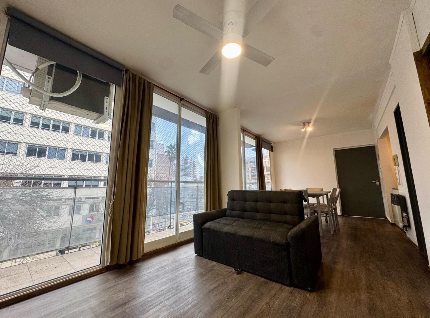 Foto de VENTA DEPARTAMENTO DE 1 DORMITORIO UN LOURDES | APTO ALQULER TEMPORAL, imagen 2