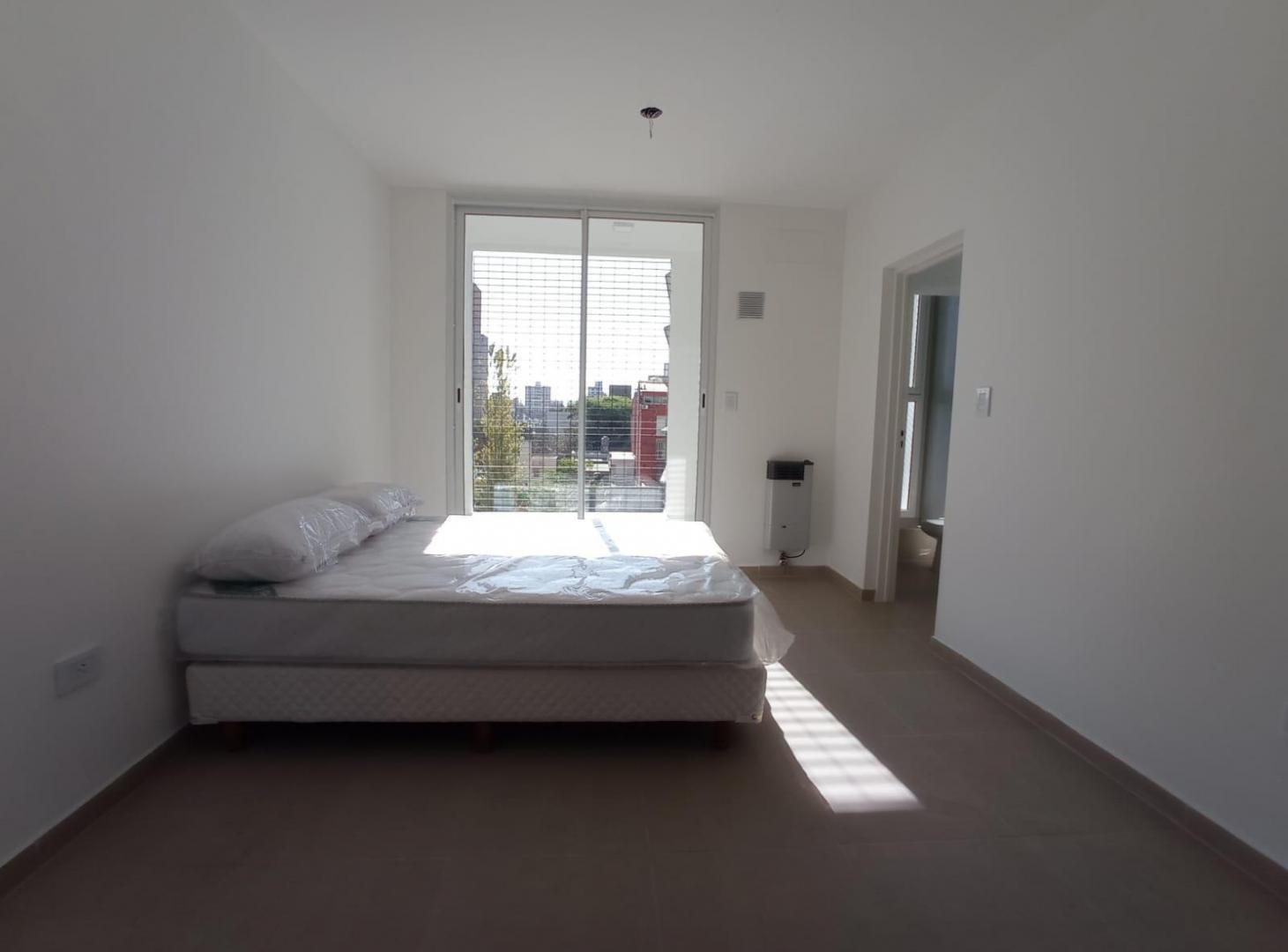 Foto de Alquiler Departamento amueblado monoambiente - balcon - Echesortu, imagen 1
