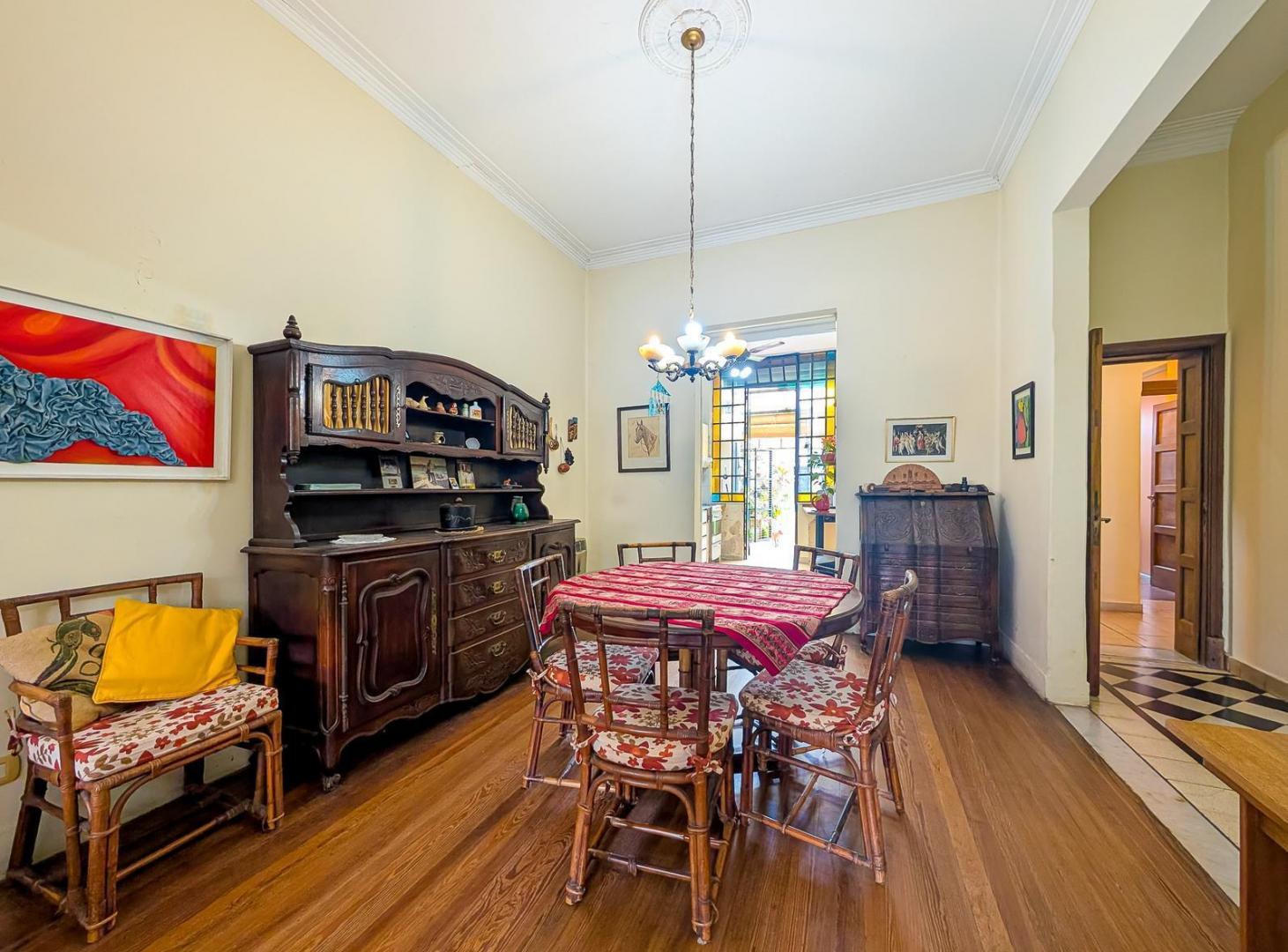 Foto de Venta Casa Dos Dormitorios Con Jardin y Pileta en Abasto, imagen 2