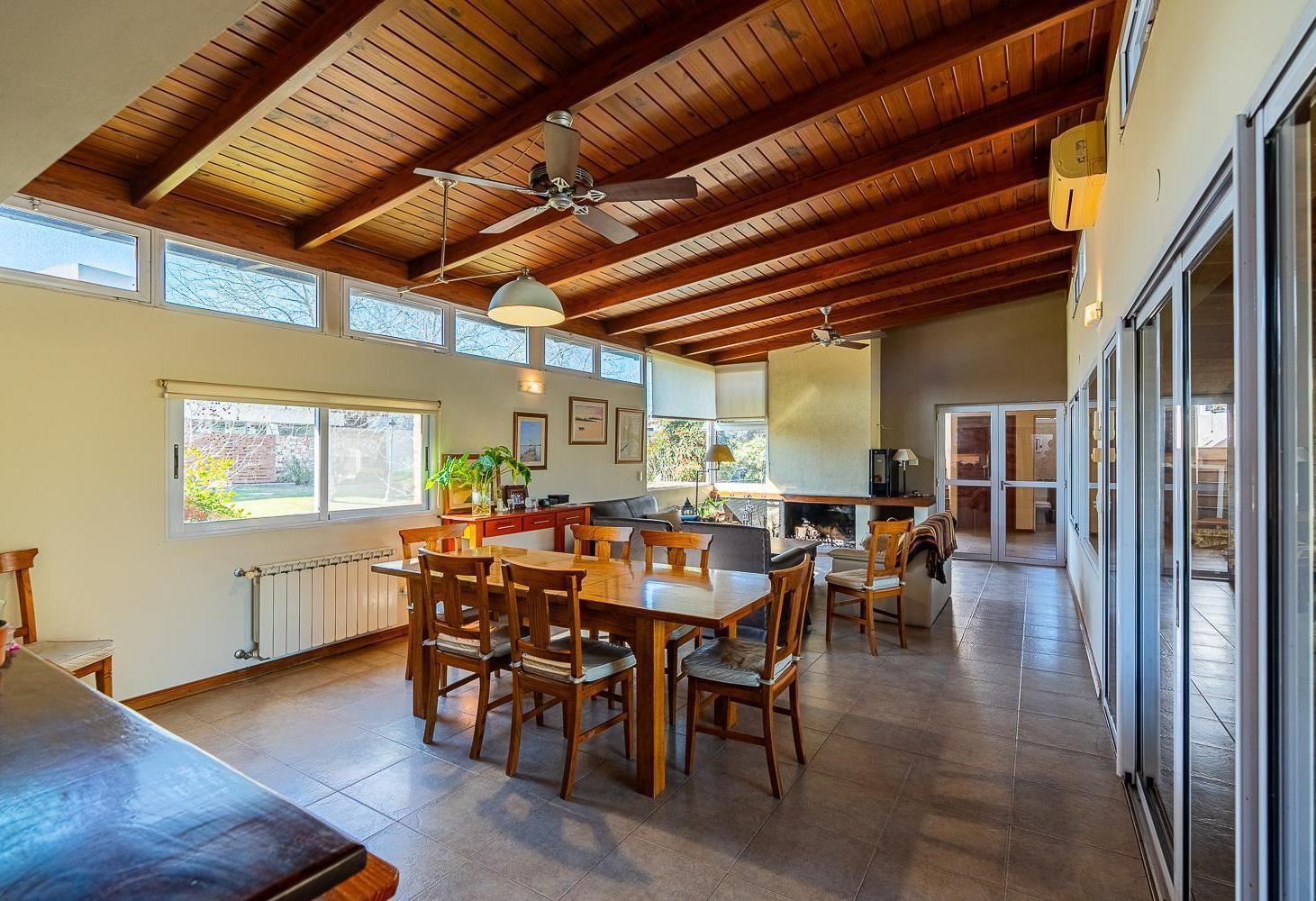 Foto de VENTA Casa cinco dormitorios en el Country Rosario Golf, imagen 1