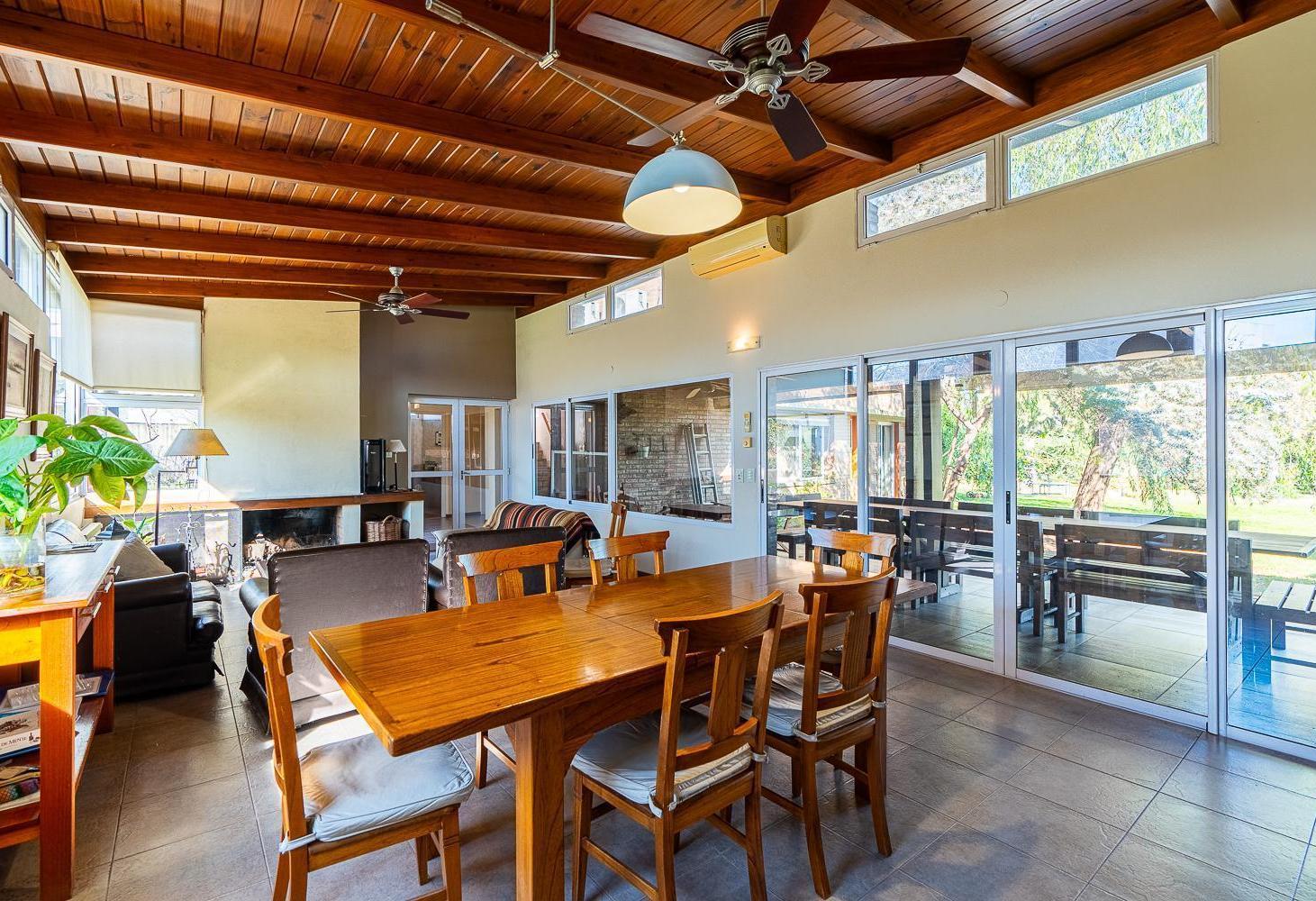 Foto de VENTA Casa cinco dormitorios en el Country Rosario Golf, imagen 3
