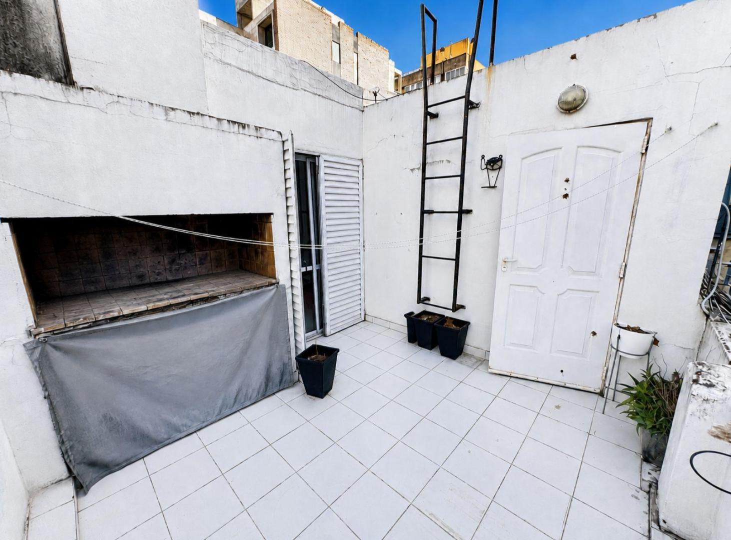 Foto de VENTA CASA DE PASILLO POR ESCALERA EN PICHINCHA, APTO CRÉDITO, imagen 4