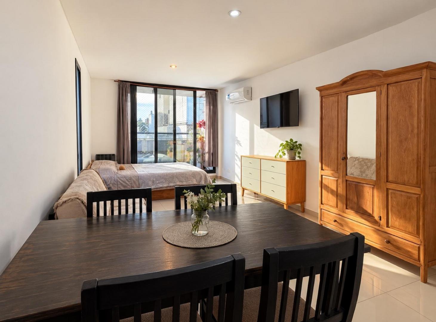 Foto de VENTA MONOAMBIENTE AL FRENTE CON BALCÓN PICHINCHA, imagen 1