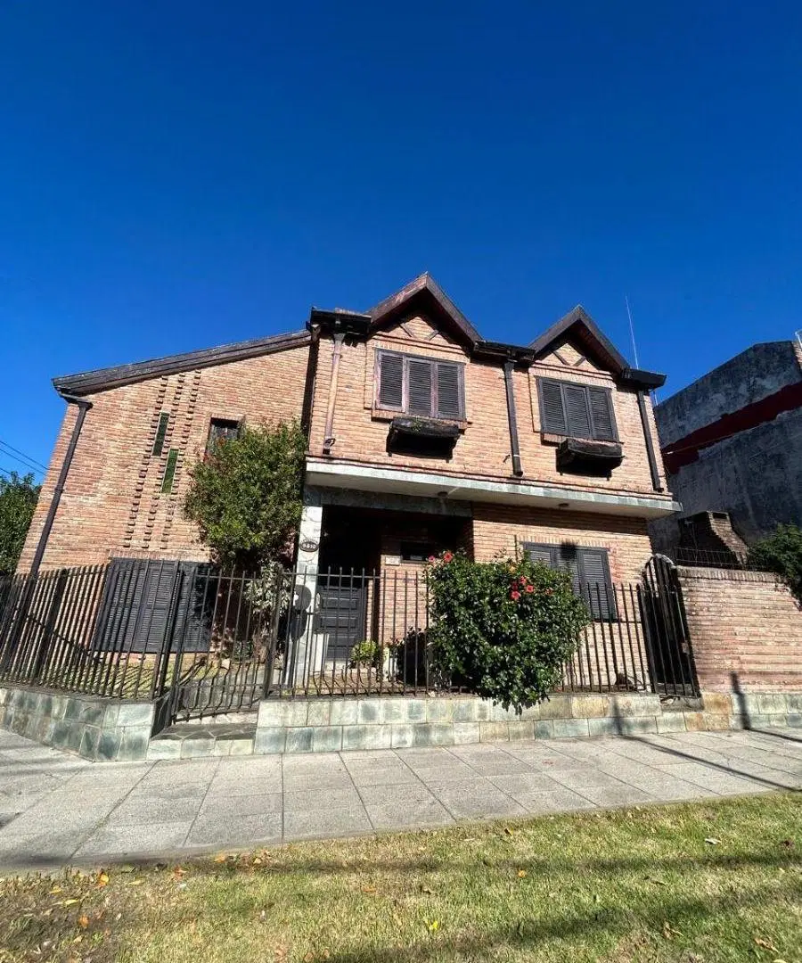 casa venta en VIlla Bosch 5 ambientes 4