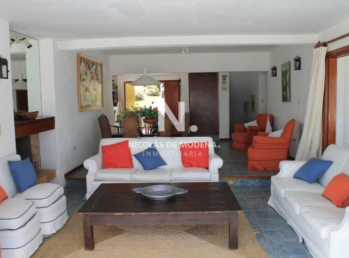 Foto de Casa de 5 dormitorios en Alquiler en Punta Bellena, imagen 1