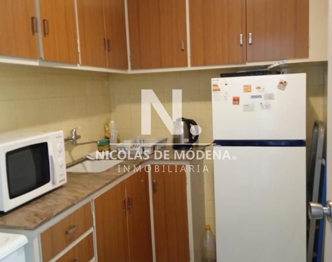 Foto de Apartamento en Peninsula. Edificio con mucama y piscina., imagen 2