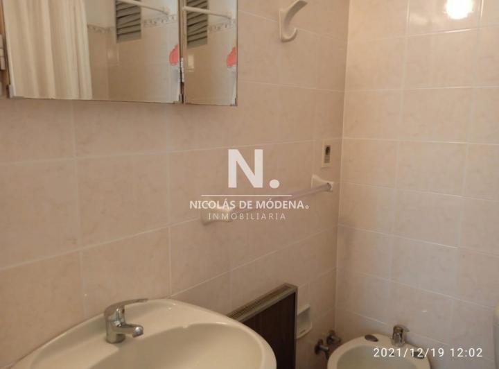 Foto de Apartamento en Peninsula. Edificio con mucama y piscina., imagen 4