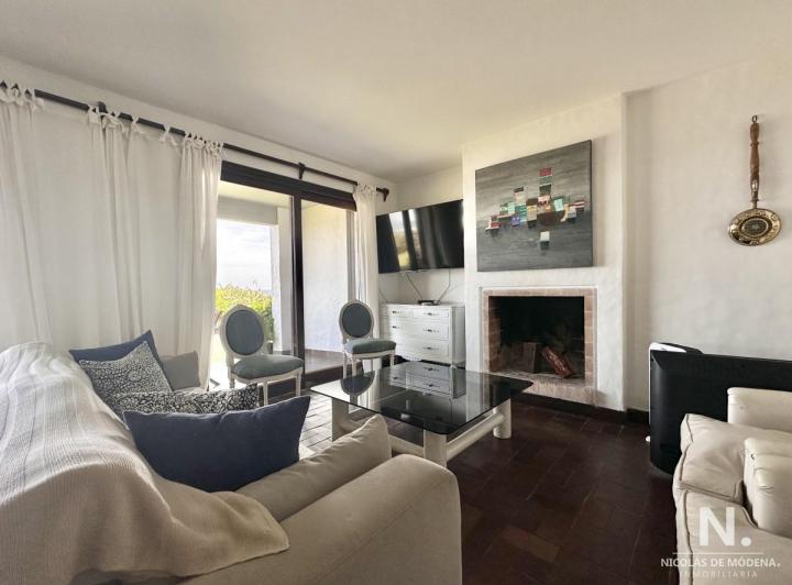 Foto de Apartamento de Tres Dormitorios frente a El Emir - Península Punta del, imagen 4