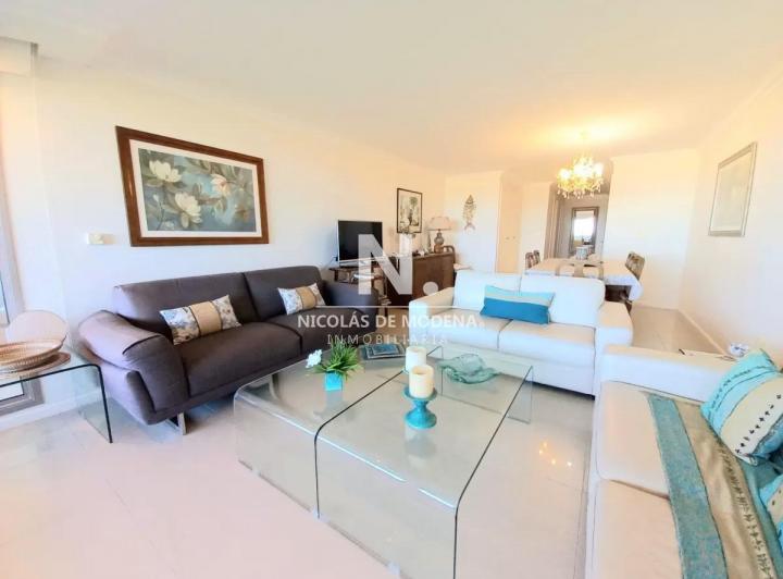 Foto de Apartamento de 3 dormitorios. Torre Imperiale., imagen 3