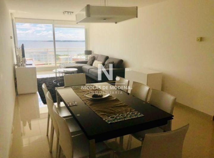 Foto de Apartamento en venta Playa Mansa 2 dormitorios SUNRISE TOWER, imagen 4