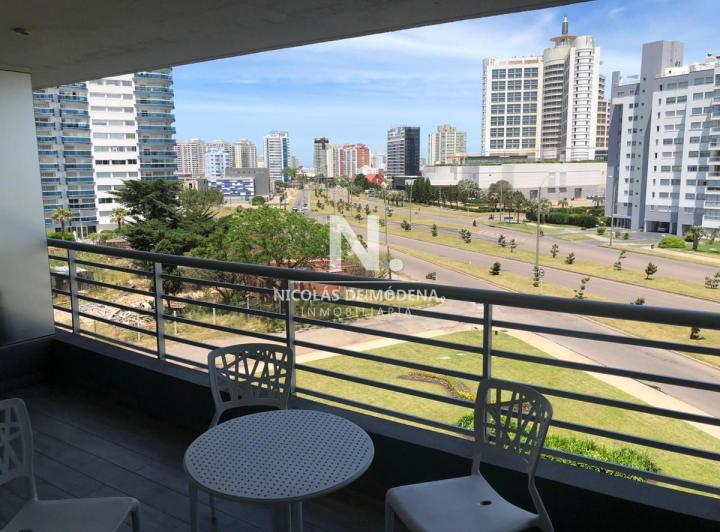 Espectacular apartamento en edificio con amenities de primer nivel