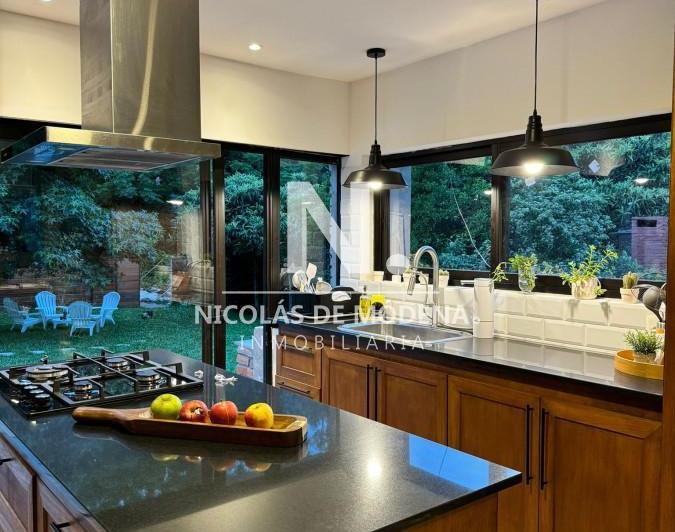 Foto de Casa en venta en Pinares de 3 dormitorios, sobre Camino a la Laguna., imagen 1