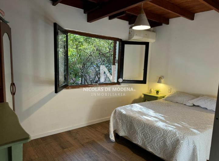 Foto de Casa en venta en Pinares de 3 dormitorios, sobre Camino a la Laguna., imagen 2