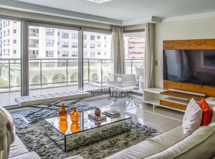 Foto de Departamento en venta con amplios dormitorios. Torre Imperiale., imagen 2