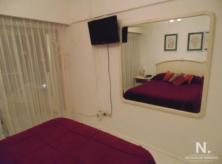 Foto de Muy lindo apartamento de 1 dormitorio y medio en la Península!, imagen 4