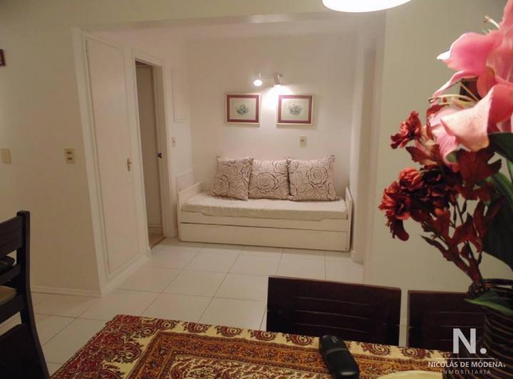 Foto de Muy lindo apartamento de 1 dormitorio y medio en la Península!, imagen 3