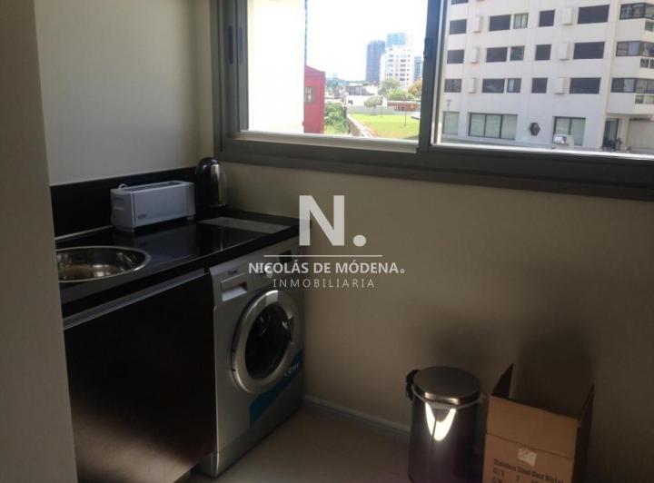 Apartamento en Alquiler de 2 dormitorios en Torre Imperiale , Punta del este , Playa Brava