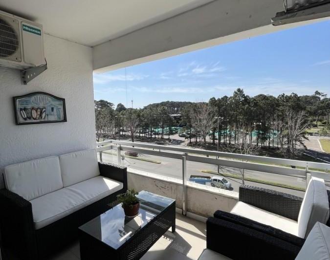 Apartamento de dos dormitorios en Roosevelt*