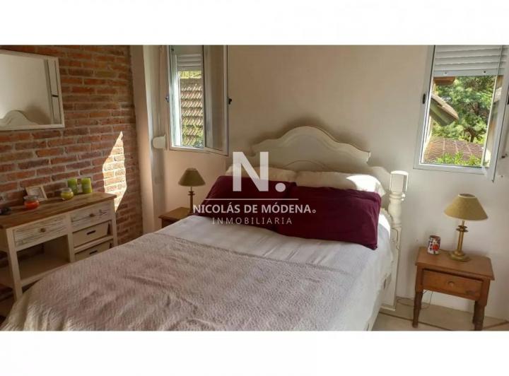 Foto de Venta Casa 3 dormitorios y piscina en a 100 mts de la playa en, imagen 4
