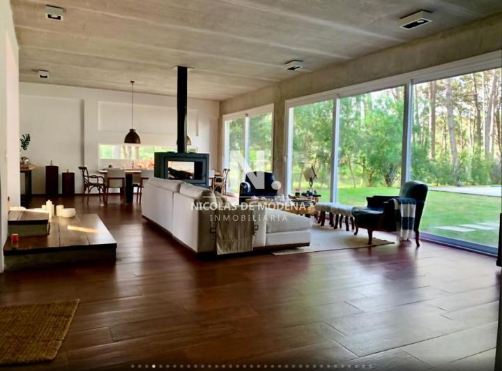 Foto de Se vende casa en Montoya, La Barra en impecable estado, imagen 2