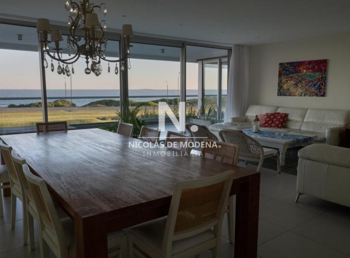 Foto de Apartamento en venta, 3 dormitorios y dependencia, Playa Brava, Punta, imagen 3