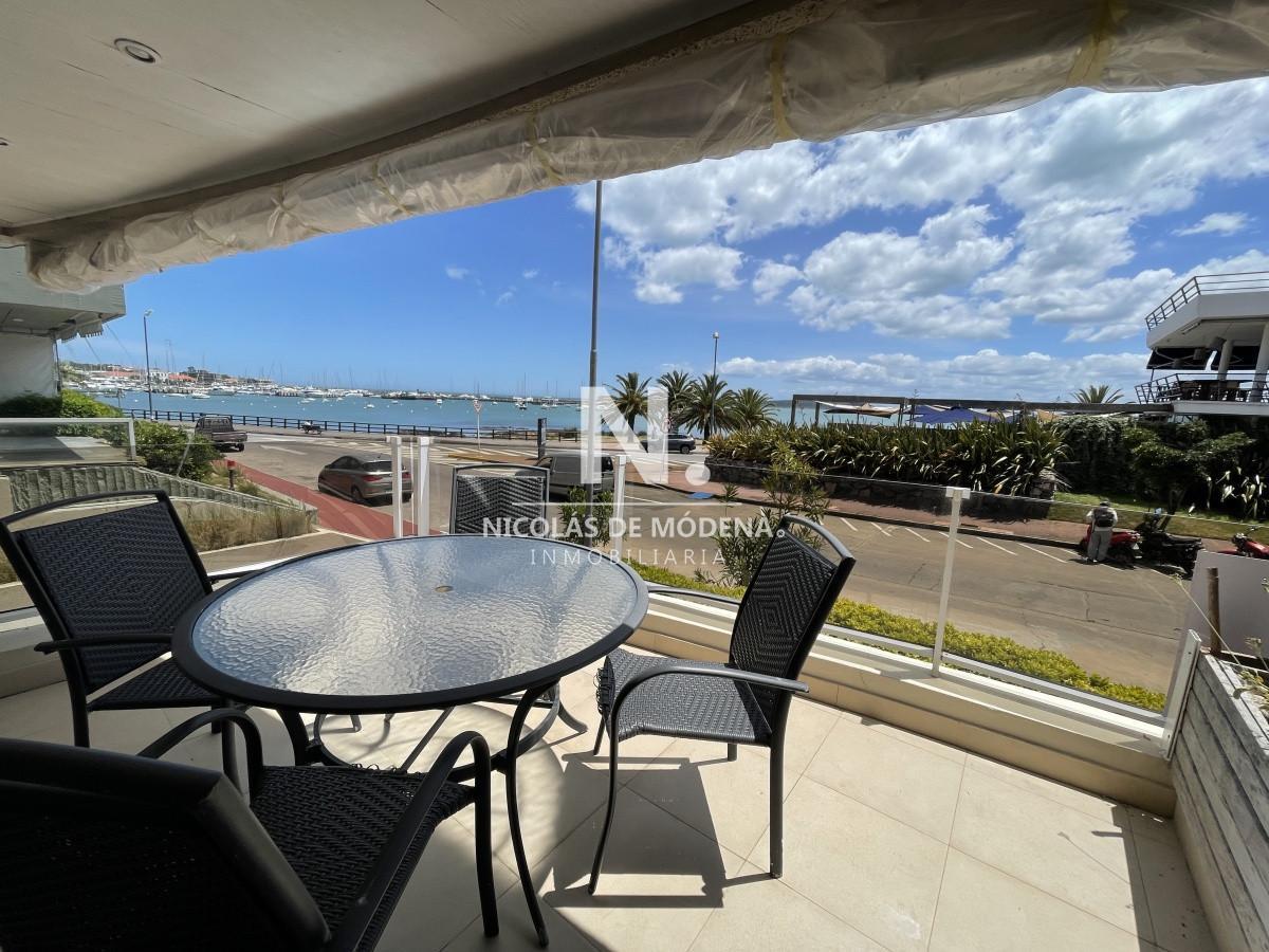 Foto de En venta apartamento en Peninsula de 3 Dormitorios, imagen 4