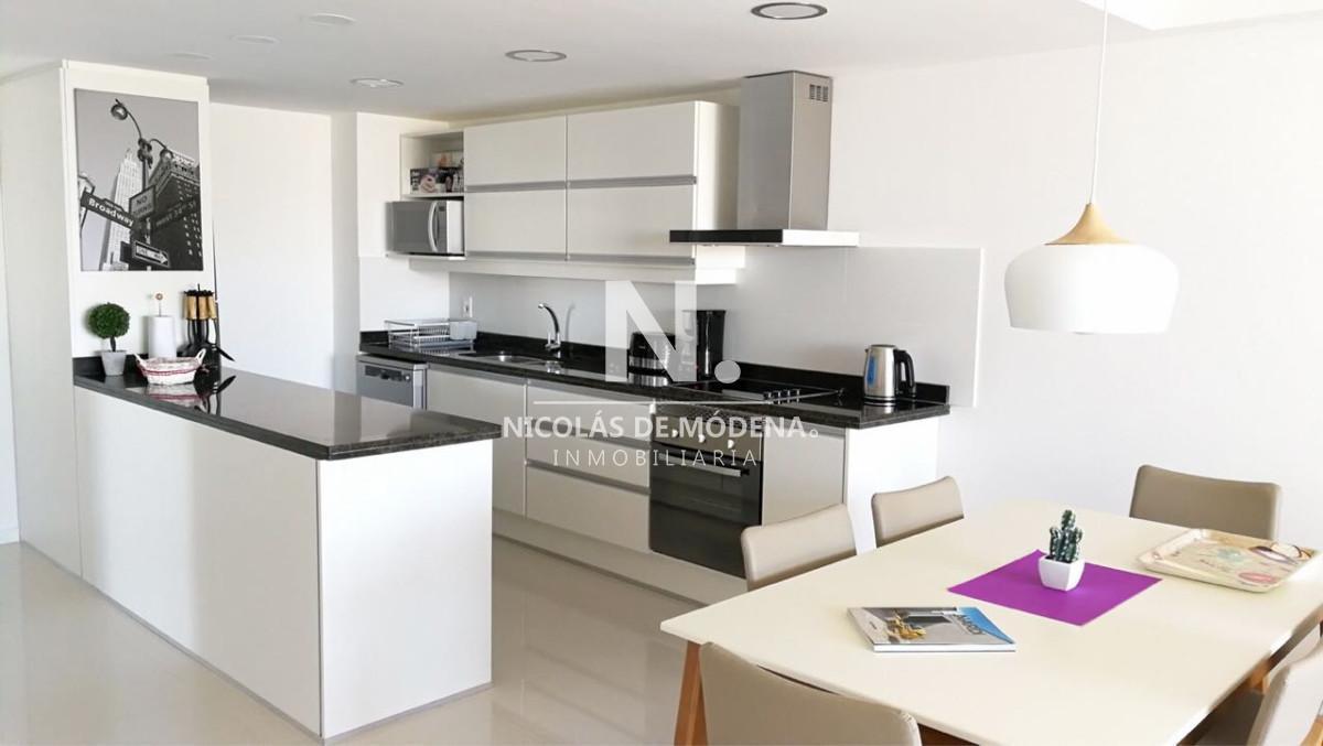 Foto de Vende espectacular apartamento en Brava de 3 dormitorios., imagen 1