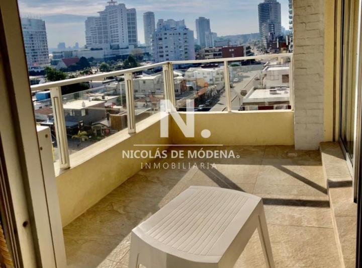 Playa Brava, departamento de 3 dormitorios en venta 1