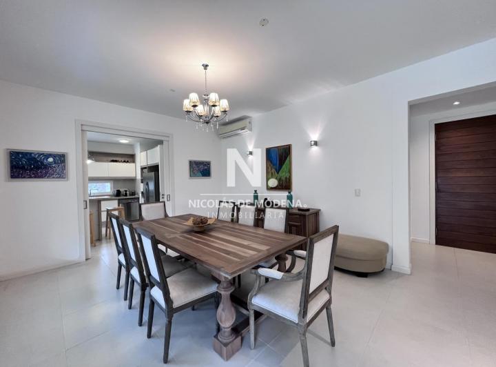 Foto de En alquiler casa de 4 dormitorios, con multiples comodidades en Laguna Blanca., imagen 5