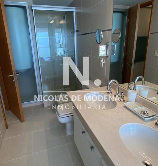 Foto de Apartamento en alquiler temporario Playa Mansa 2 dormitorios, imagen 2