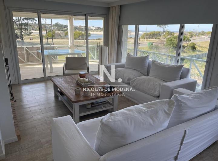 Foto de Apartamento de 3 dormitorios con vista al mar , en Brava Punta del Este, imagen 2