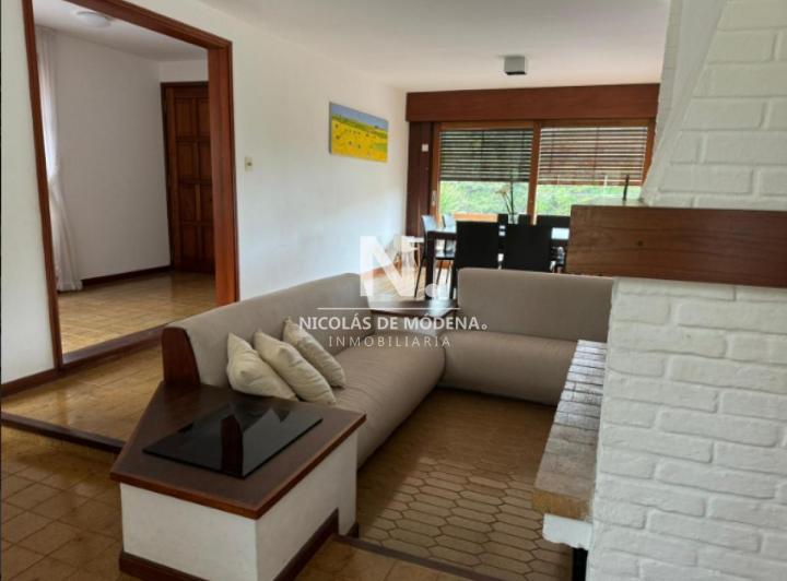 Foto de Alquila casa de 3 dormitorios en Brava Punta del Este., imagen 2