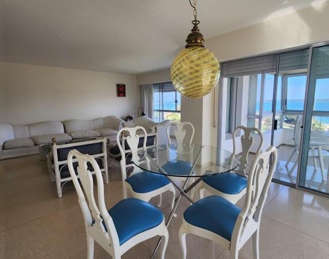 Foto de Vende espectacular apartamento con vista al mar de 3 dormitorios en, imagen 3