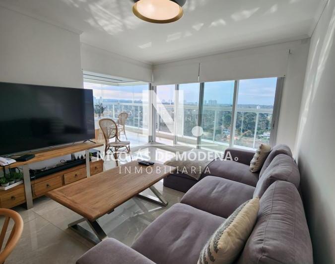 EDIFICIO MIAMI BOULEVARD II, UNIDAD LATERAL EN VENTA, 2 DORMITORIOS, PLAYA MANSA, PARRILLERO EN BALC