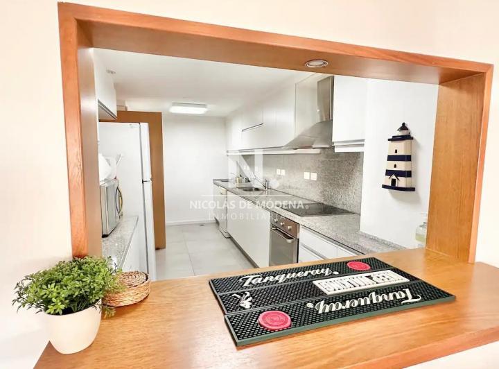Foto de Alquila apartamento de 2 dormitorios con vista al mar en Brava, Punta, imagen 1