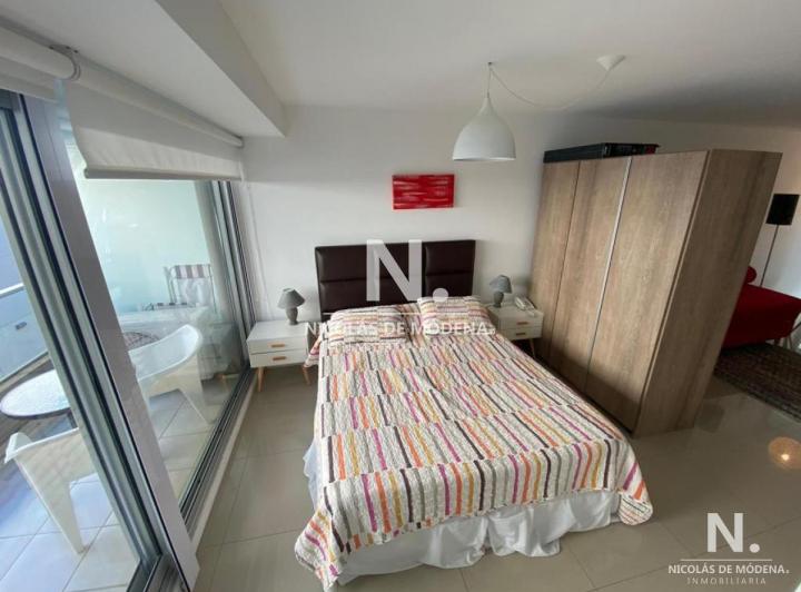 Departamento de 1 dormitorio en venta en Peninsula Punta del Este 4
