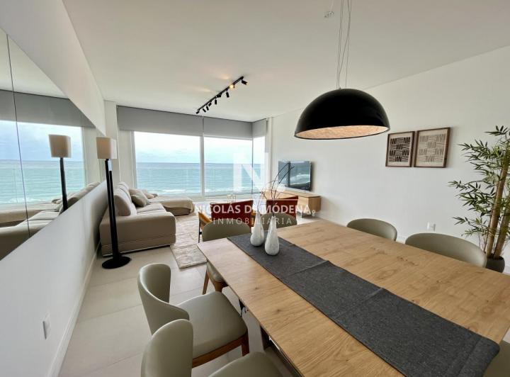 Foto de Venta Apartamento 3 dormitorios + servicio Punta del este, imagen 5